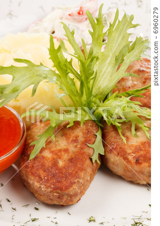 cutlets with potatoes cutlets with potatoes 6960279