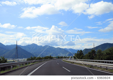 While driving on expressway While driving on expressway 6960604