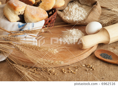baking 6962516