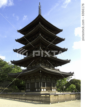 Kofuku-ji Temple Five-storied pagoda world herit Kofuku-ji Temple Five-storied pagoda world herit 6966176