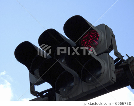 Silhouette of signal of light emitting diode 6966788