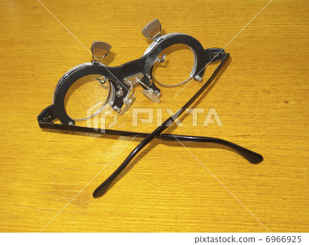 屈光度測量眼鏡 6966925