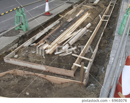 人行道的建設 6968076