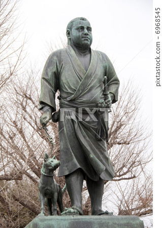 Takamori Saigo statue Takamori Saigo statue 6968545