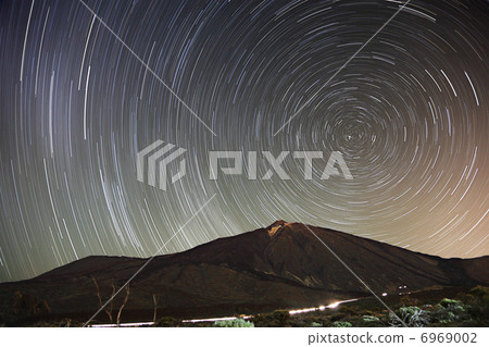Stars - Star trail night sky, Teide, Tenerife Stars - Star trail night sky, Teide, Tenerife 6969002