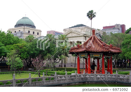 Twenty-eighth peace park in Taipei 6971092