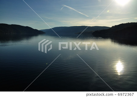 A lake A lake 6972367