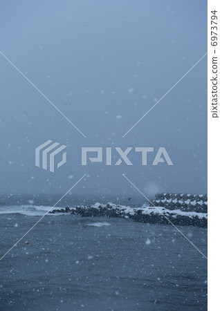 Rising Sea of Japan Rising Sea of Japan 6973794