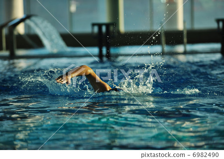 swimmer swimmer 6982490