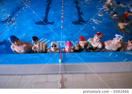 .childrens in serie at swimming pool .childrens in serie at swimming pool 6982666