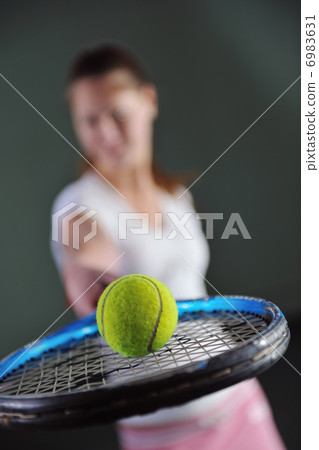 tennis girl 6983631