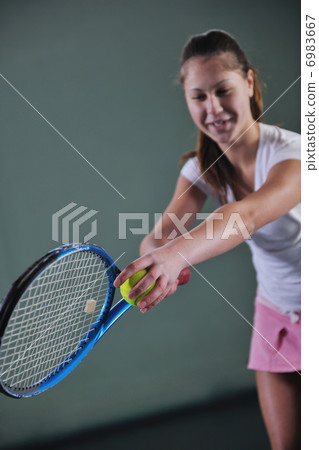 tennis girl tennis girl 6983667