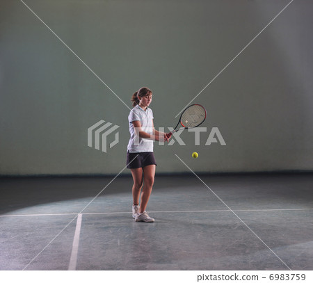 tennis girl tennis girl 6983759