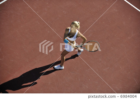 young woman play tennis outdoor young woman play tennis outdoor 6984004