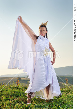 bride outdoor ;) bride outdoor ;) 6986413