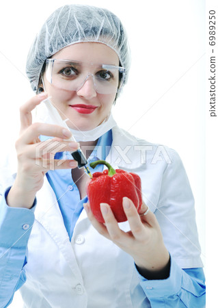 doctor with red papper doctor with red papper 6989250