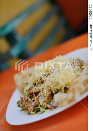 woman eat salad woman eat salad 6989682