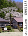Former Kamioka elementary school building in Ibaraki prefecture and cherry blossoms part 1 6993188