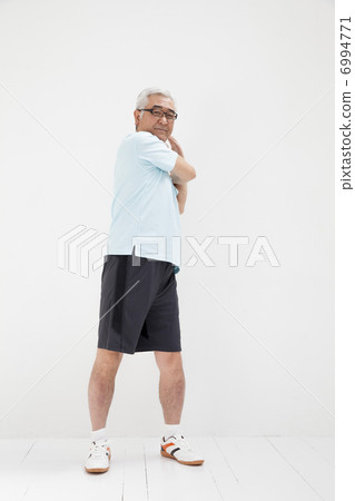 Male in his 50s to sport Male in his 50s to sport 6994771