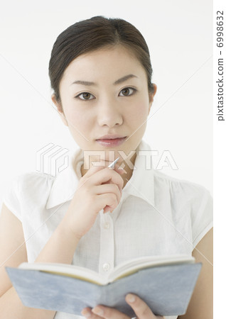 一個女人思維的姿勢 6998632