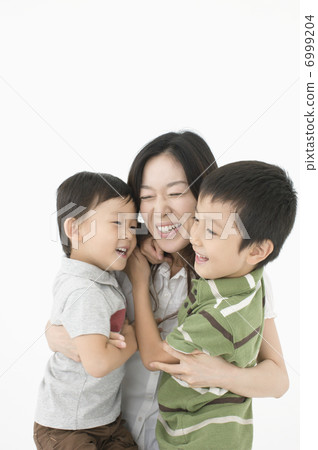 母親和兄弟 母親和兄弟 6999204