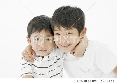 Japanese brothers shoulder 6999555