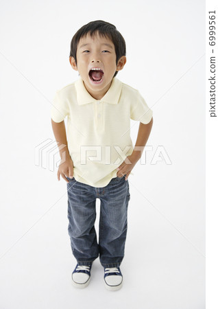 一個張嘴的日本男孩 一個張嘴的日本男孩 6999561