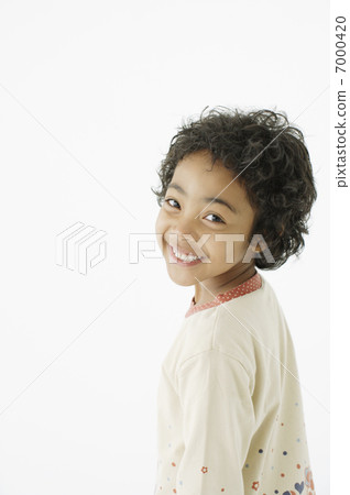 A girl looking back 7000420