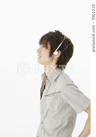 Headphones and young men Headphones and young men 7001318