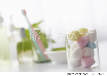 Makeup tool and toothbrush Makeup tool and toothbrush 7002676