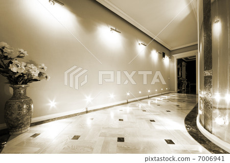 flowers in a long hallway 7006941