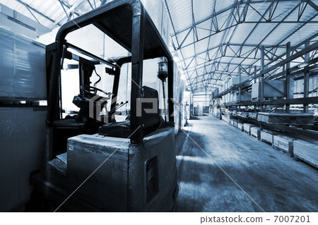 large modern warehouse large modern warehouse 7007201