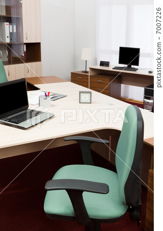 modern office 7007226