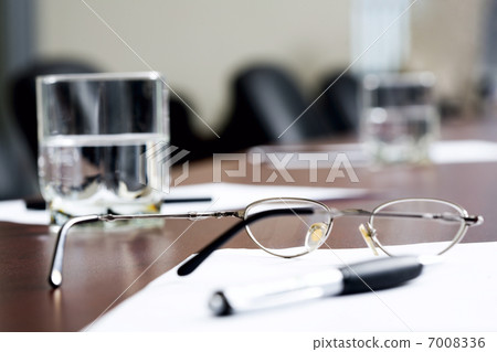 Break at business meeting 7008336