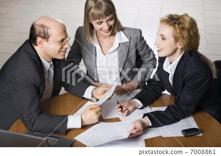 Easy agreement 7008861