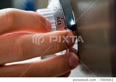 Combination dial 7009061