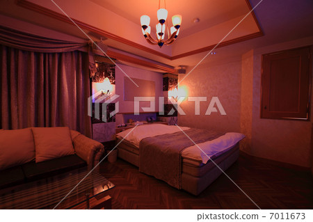 配有雙人床的酒店 7011673