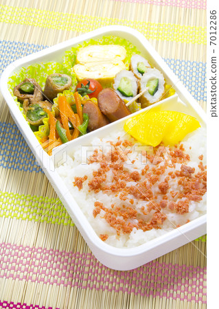 手工製作的午餐盒 7012286