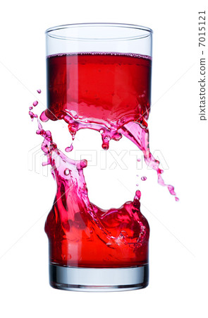 beverage splash in a glass beverage splash in a glass 7015121