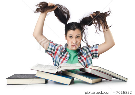 Student preparing for the exams 7016822