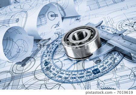 Technical drawings with the bearing Technical drawings with the bearing 7019619