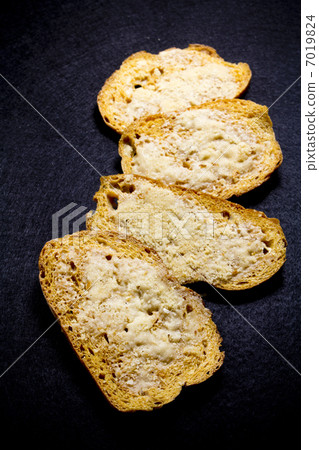 Rusk 7019824