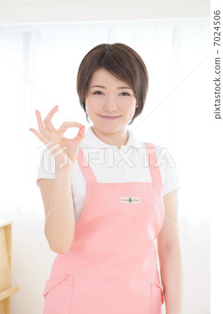 一位大四學生 一位大四學生 7024506