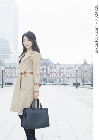 career woman career woman 7024820