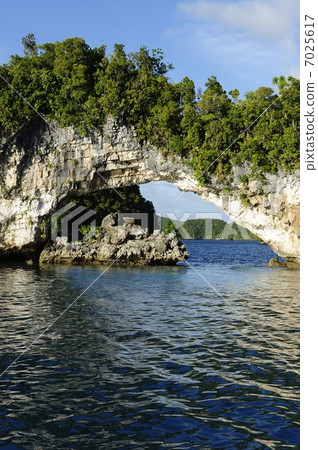 帕勞自然拱門 7025617