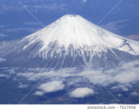 Mt. Fuji from the sky 7027698