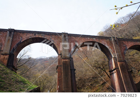 梅甘娜橋 梅甘娜橋 7029823