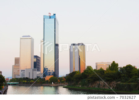 大阪商業園 7032627