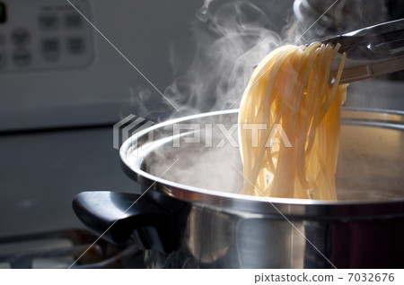 意大利麵條 意大利麵條 7032676