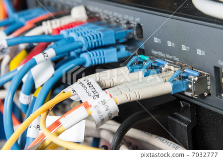 fiber network server 7032777